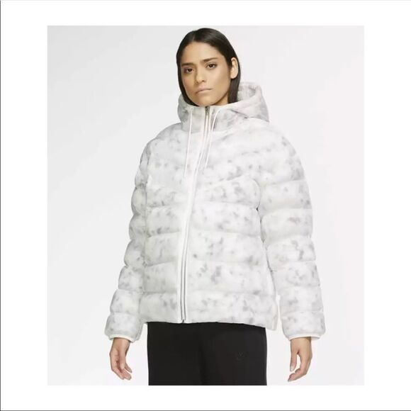Women's Nike Jacket Sportswear Loose Fit Puffer-Synthetic Fill- Size LARGE - Picture 3 of 17